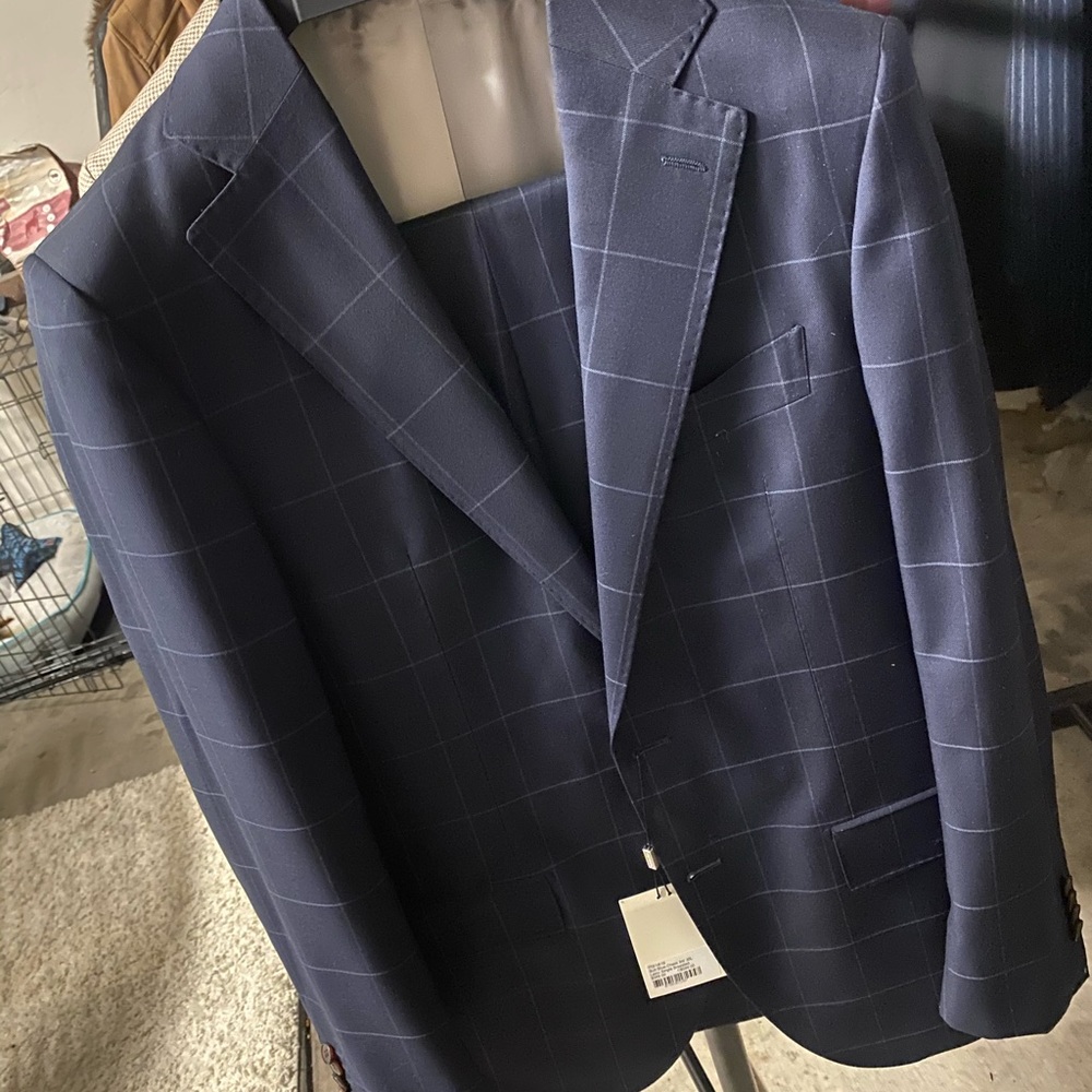 Men suits - Picture 13 of 15